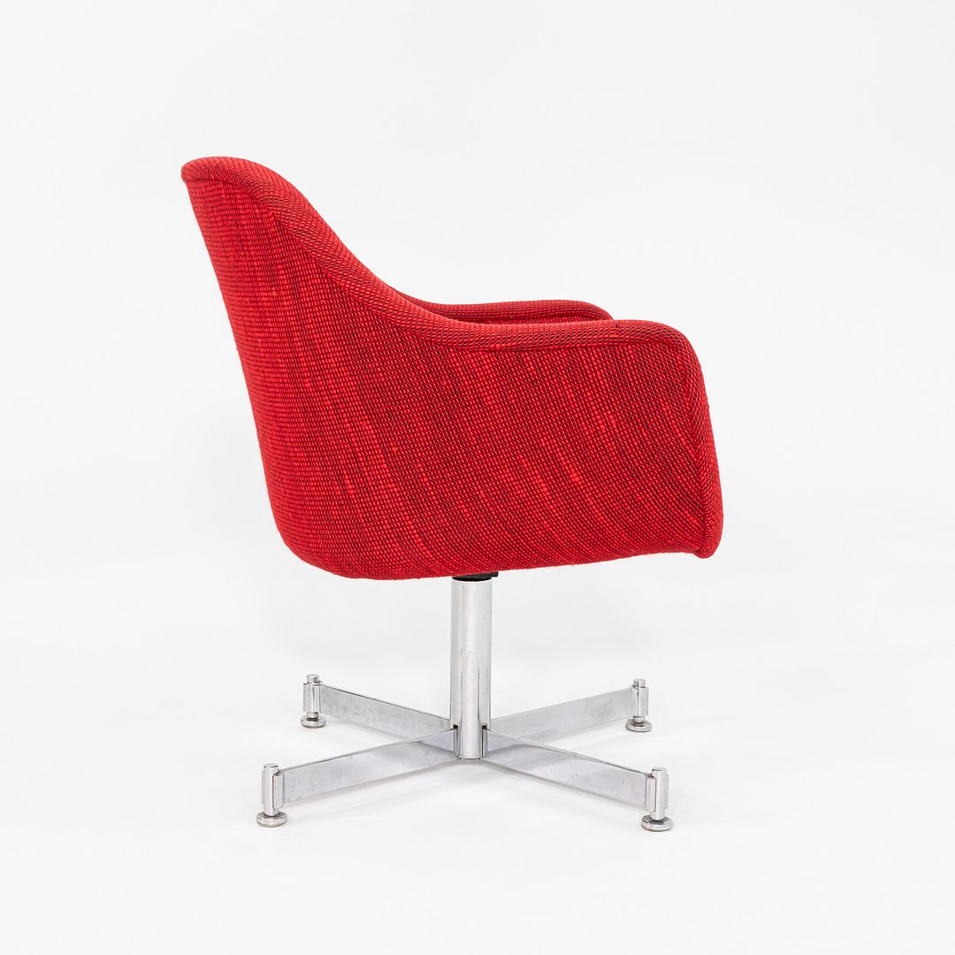 1970s Ward Bennett for Brickel Associates Bumper Swivel Armchair in Red Fabric