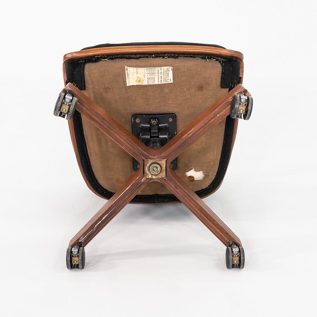 1960s Don Pettit for Knoll Associates Bent Walnut Desk Chair Black, Model 1105