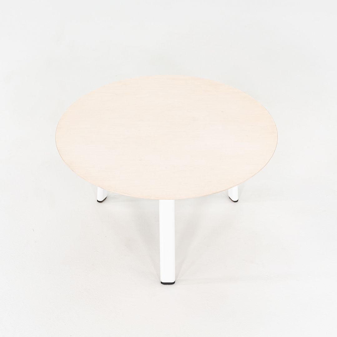 2015 Pair of Allermuir Sunda 2 White Steel Side / End Tables by Allermuir Design