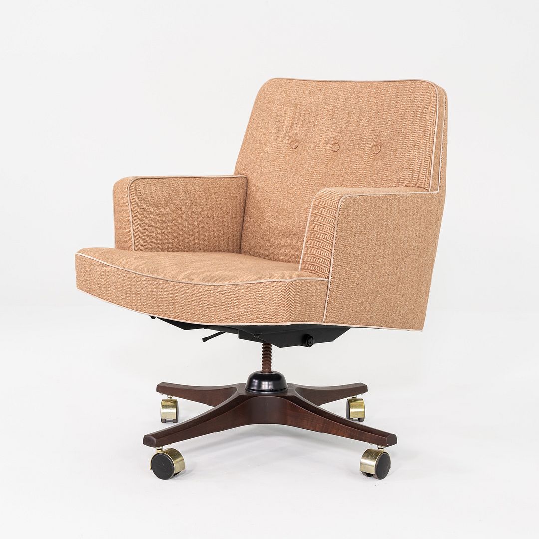 1960s Executive Desk Chair by Edward Wormley for Dunbar Tan Fabric with Piping