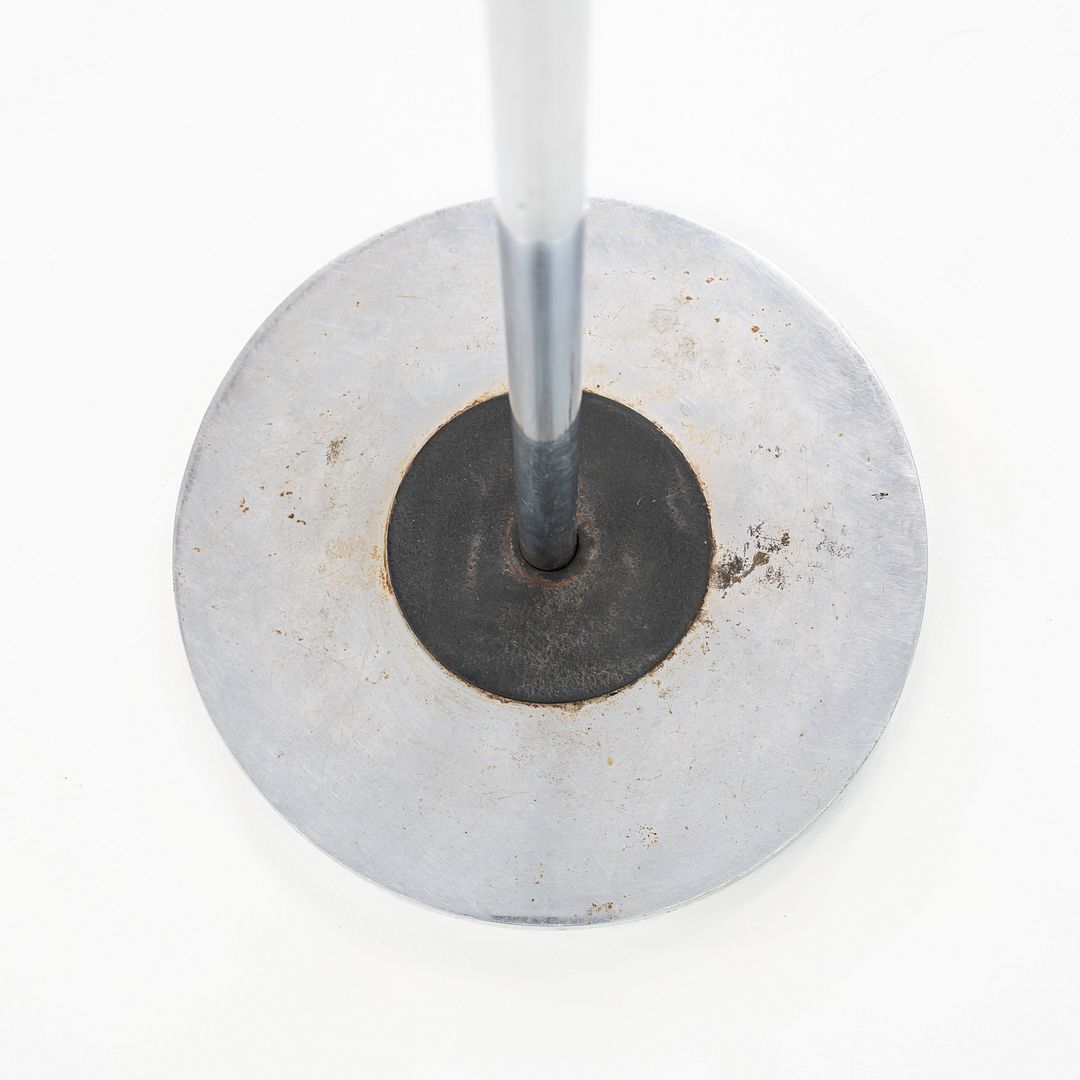 1980s Postmodern Chromed Steel Coat Rack or Clothes Hanger 25 x 14 x 68 inches