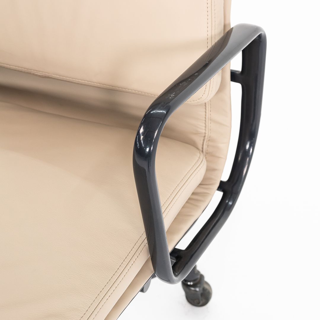 1990s Soft Pad Executive Chair, Model EA219 by Ray and Charles Eames for Herman Miller in Tan Leather with Dark Frame
