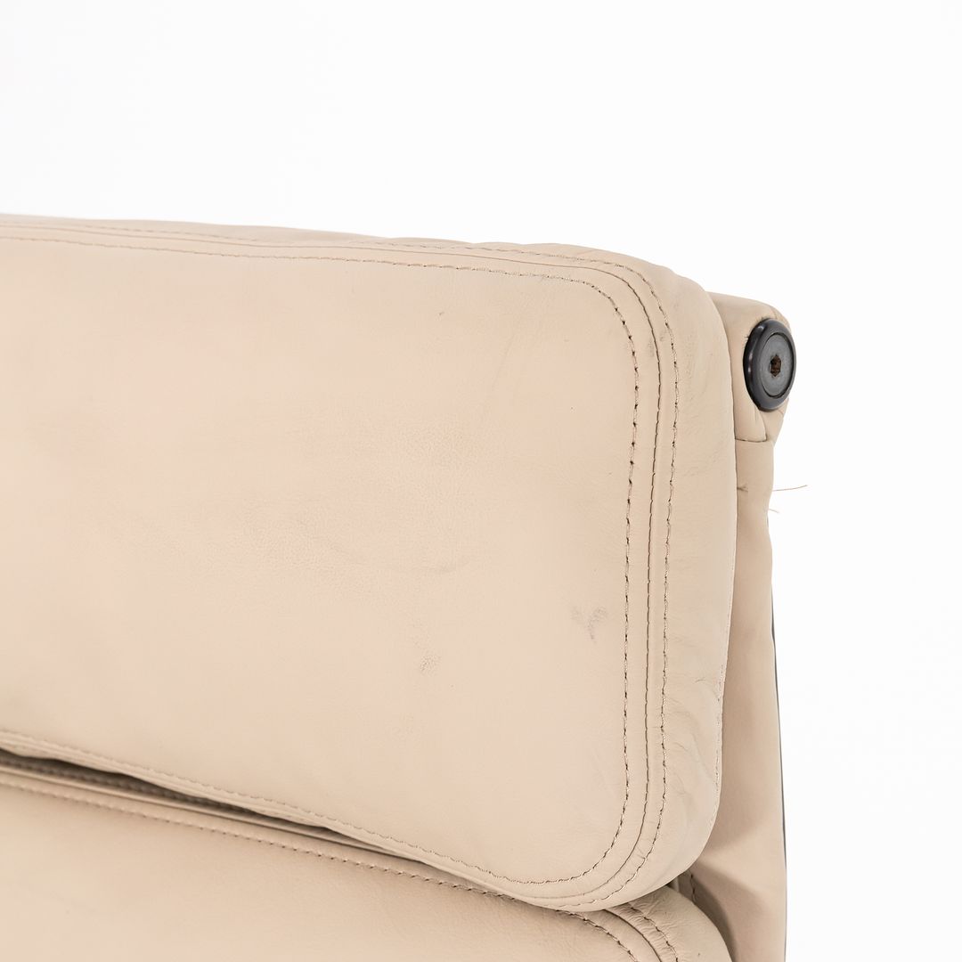1990s Soft Pad Executive Chair, Model EA219 by Ray and Charles Eames for Herman Miller in Tan Leather with Dark Frame