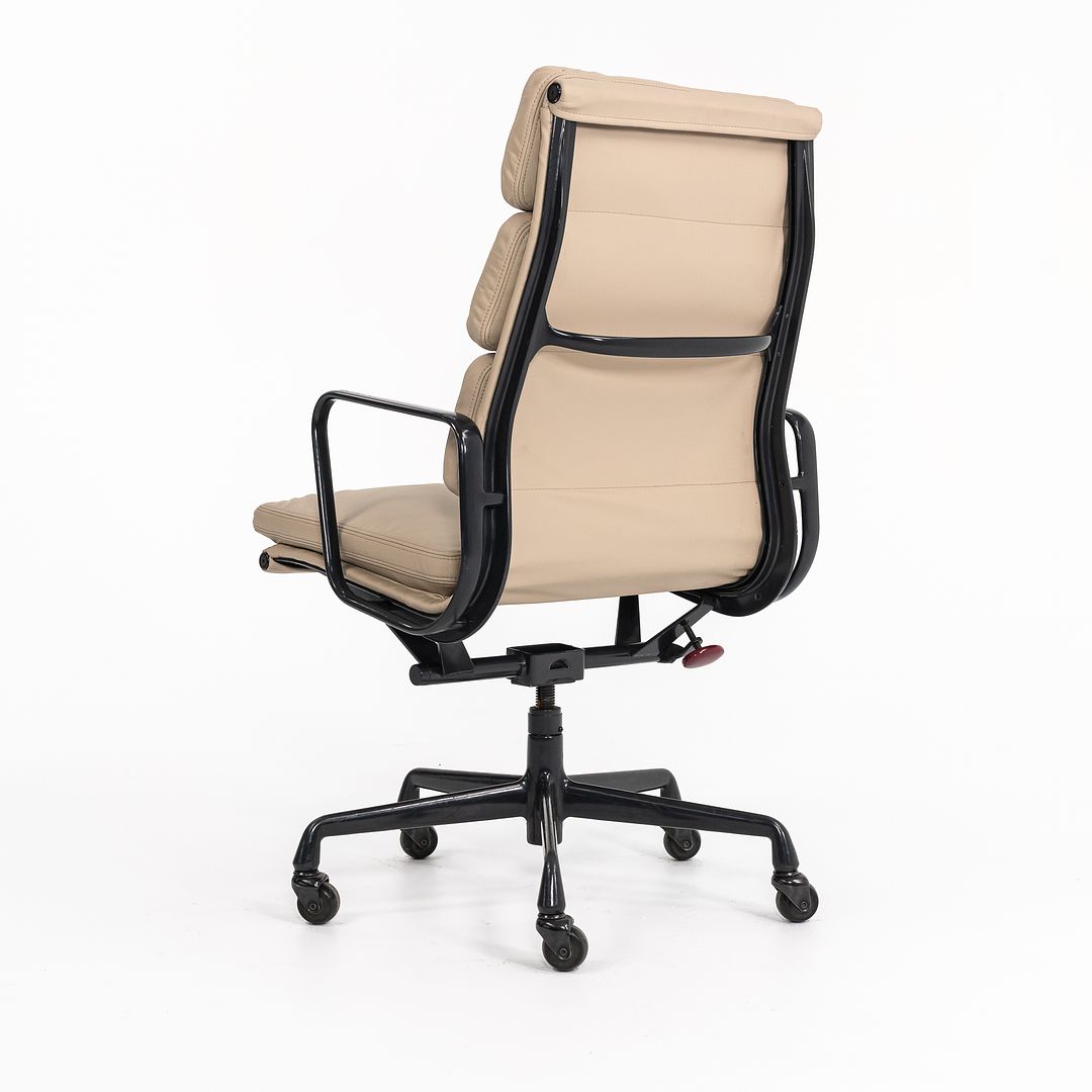 1990s Soft Pad Executive Chair, Model EA219 by Ray and Charles Eames for Herman Miller in Tan Leather with Dark Frame