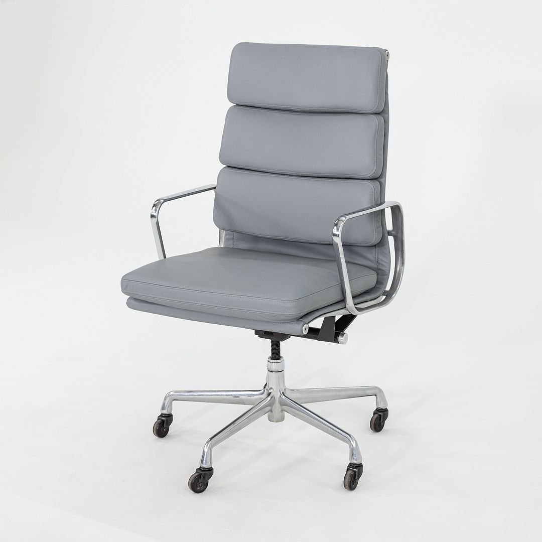 2020s Herman Miller Eames Soft Pad Executive Desk Chair in Light Grey Leather