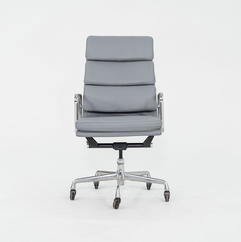 2020s Herman Miller Eames Soft Pad Executive Desk Chair in Light Grey Leather