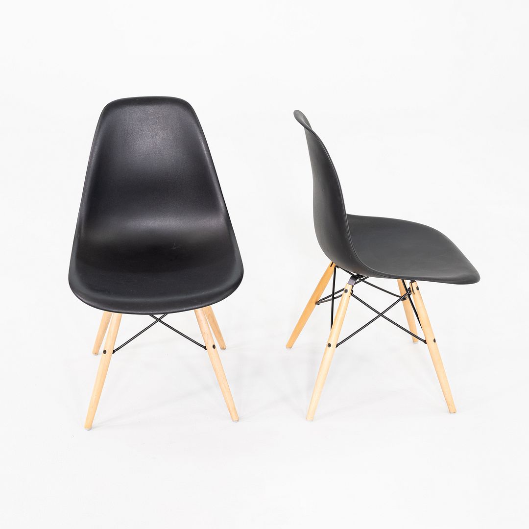 2012 Herman Miller Eames DSW Plastic Side Chair with Eiffel Tower Base 5x Avail