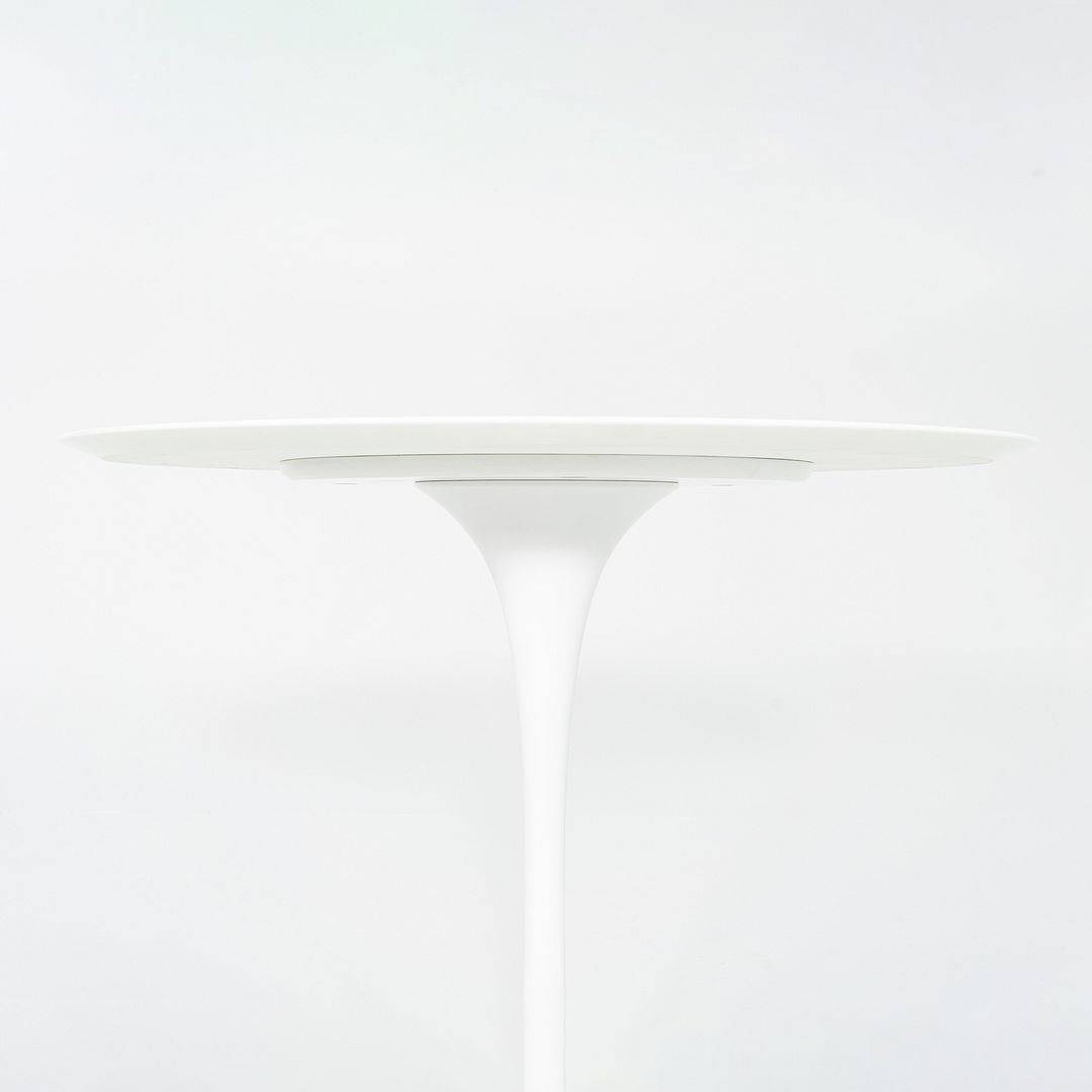 2017 Eero Saarinen For Knoll Tulip Dining Table with 35 inch Vetro Bianco Top and White Base, in Box 3x Available