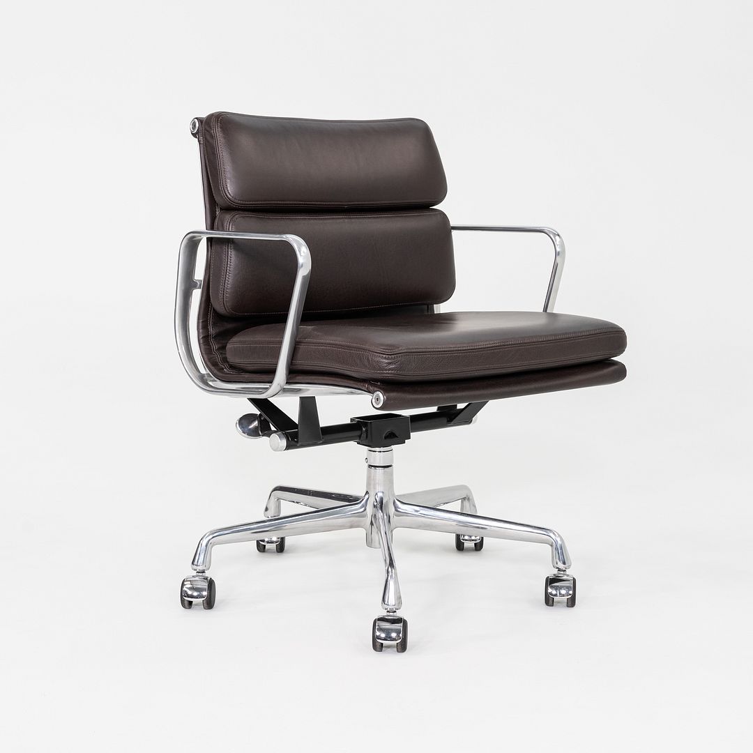 2019 Herman Miller Eames Soft Pad Management Desk Chair Brown Leather 2x Avail