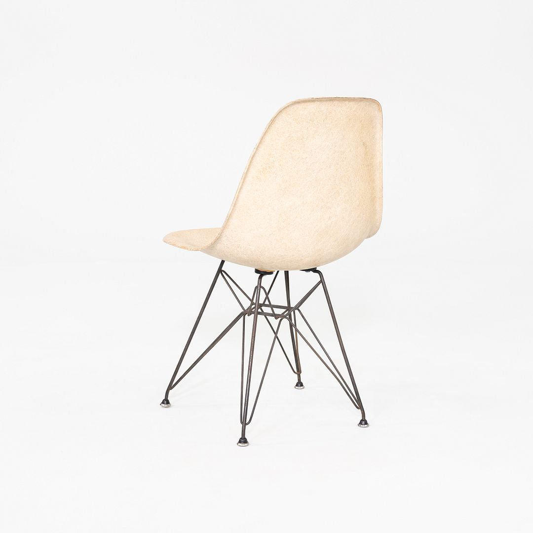 1950s Set of Four Herman Miller Eames DSR Fiberglass Dining Chairs in Parchment