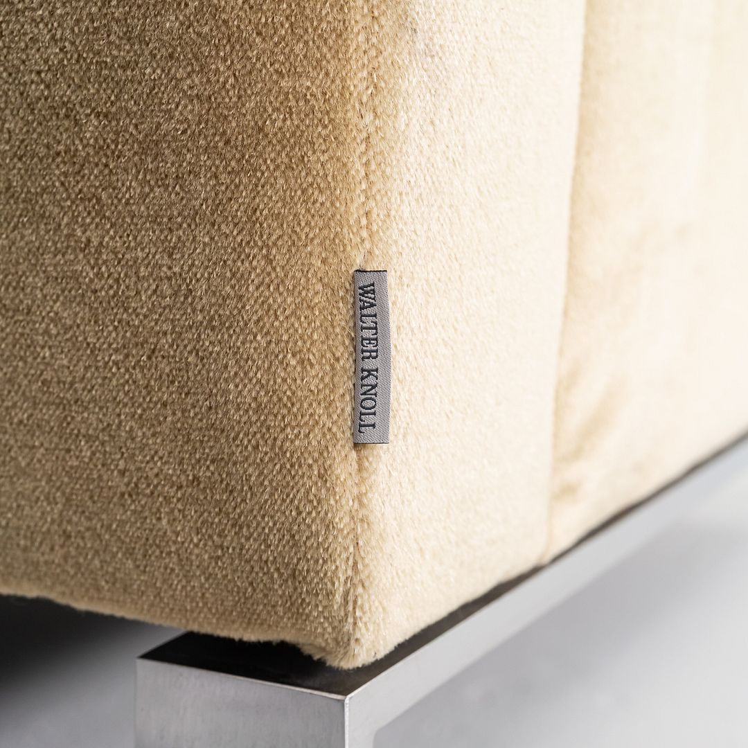 2010s Lord Norman Foster for Walter Knoll Model 500 Arm Lounge Chair Tan Fabric