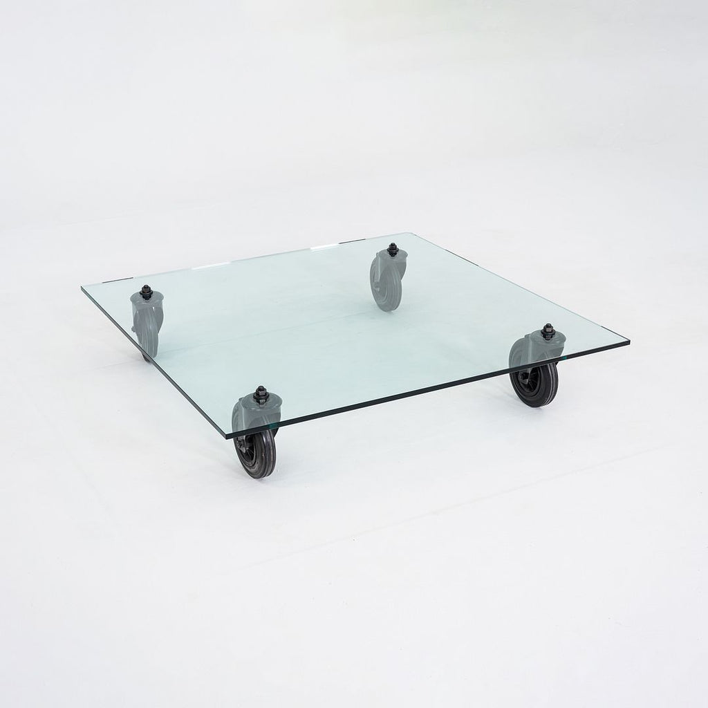1990s Gae Aulenti for Fontana Arte Tavolo Con Ruote Glass Coffee Table 47 Inches