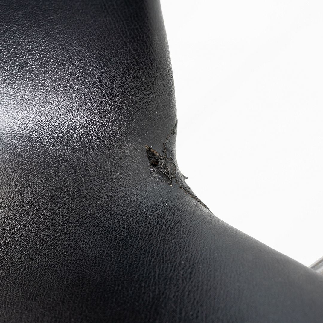 1960s Pair of Arne Jacobsen Fritz Hansen Model 3105 Mosquito Dining Armchairs