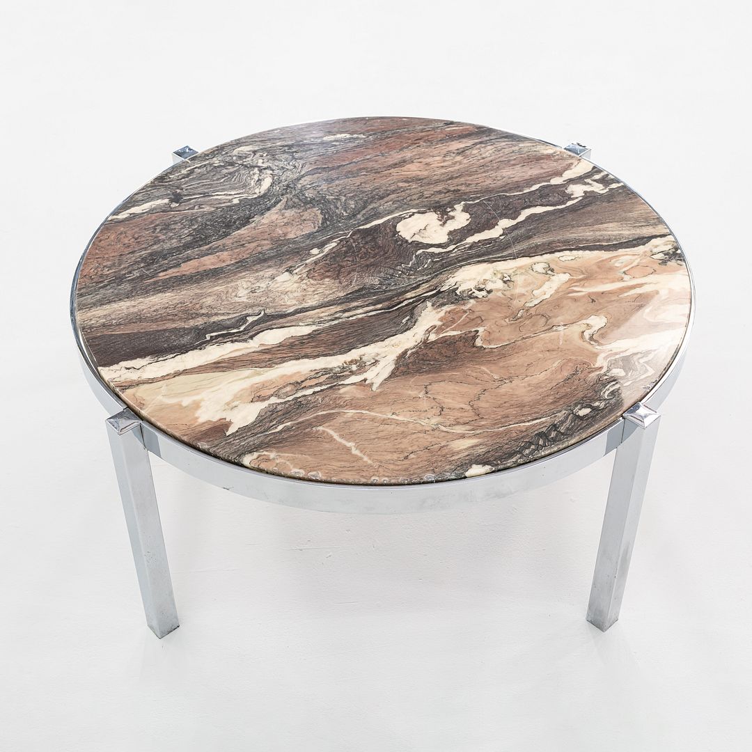 1970s Cipollino Ondulato Marble and Chromed Steel Coffee Table 42 Inch Diameter