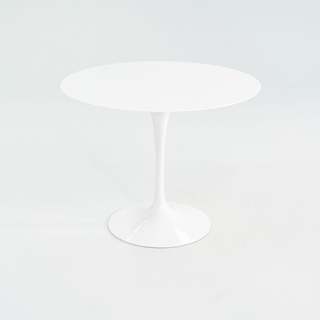 2017 Eero Saarinen For Knoll Tulip Dining Table with 35 inch Vetro Bianco Top and White Base, in Box 3x Available