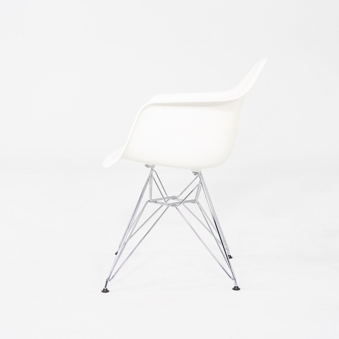 2020s Pair of Herman Miller Eames DAR Dining Arm Chairs in White w/ Eiffel Base