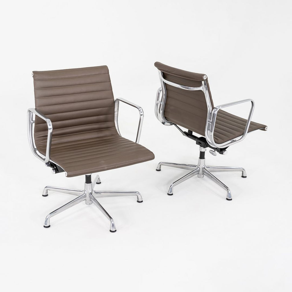 2020 Herman Miller Eames Aluminum Group Management Desk Chair in Brown 4x Avail