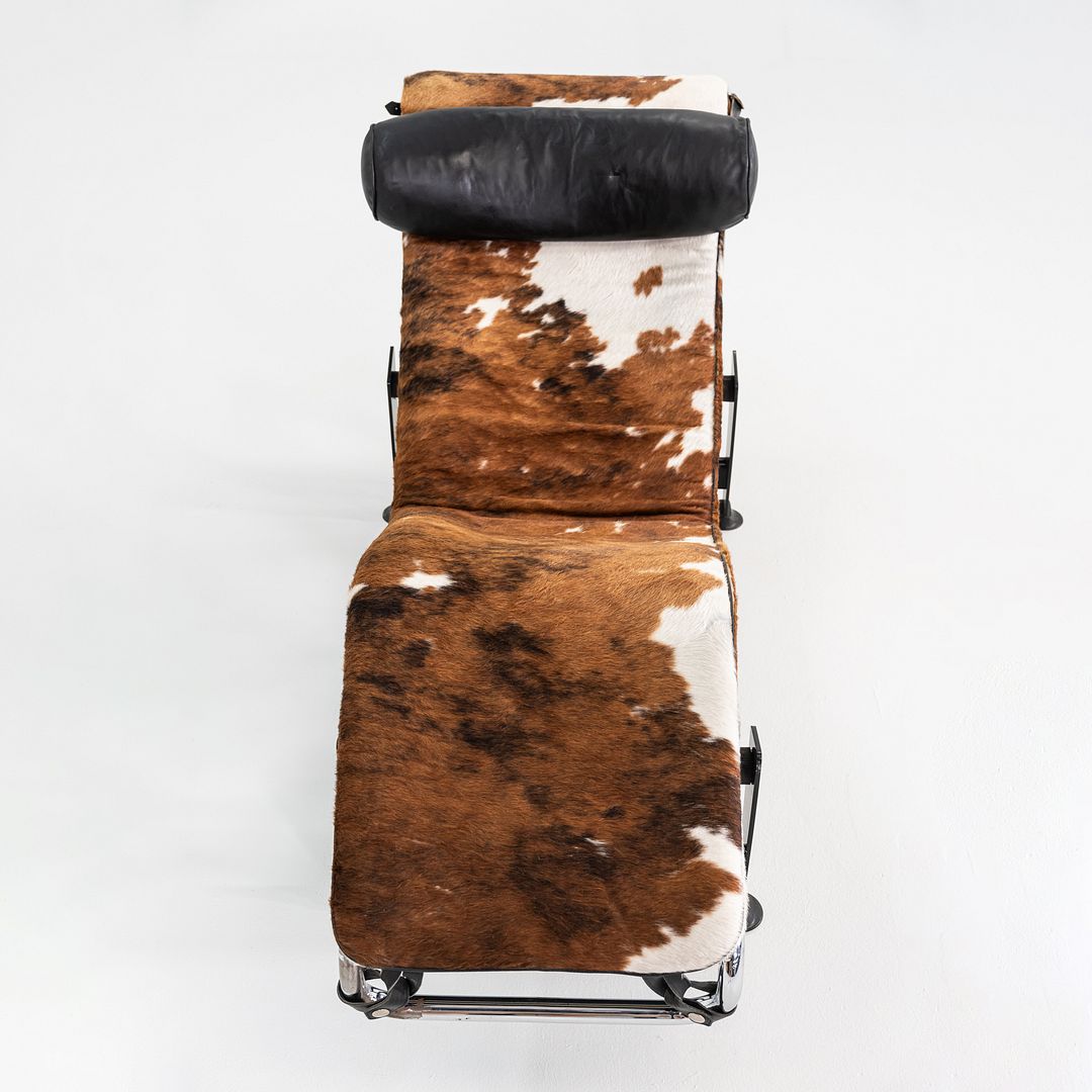 1980s Le Corbusier Perriand Jeanneret Fiocchi Italy LC4 Pony Hide Chaise Lounge