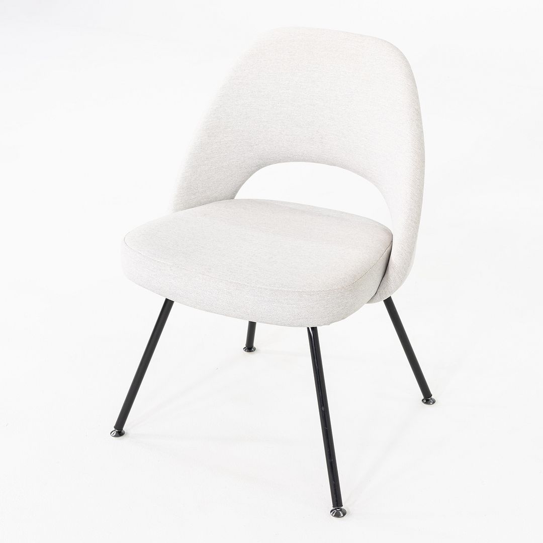 2020s Eero Saarinen for Knoll Executive Dining / Side Chair in Light Grey Fabric