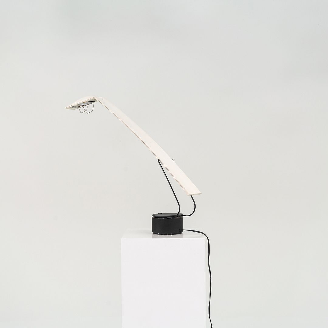 1980s Dove Table Lamp in White by Mario Barbaglia & Marco Colombo of PAF Studio