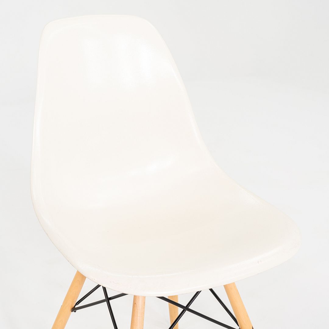 2014 Herman Miller Eames Fiberglass Dining Shell Chair DSW in Parchment 3x Avail