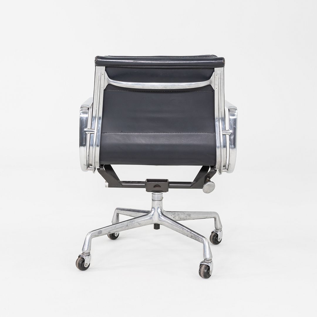 1989 Herman Miller Eames Soft Pad Management Desk Chair Black Leather 5x Avail