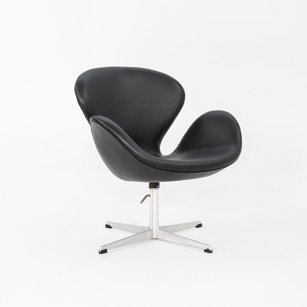 1960s Arne Jacobsen for Fritz Hansen Swan Chair in Black Leather 4x Available