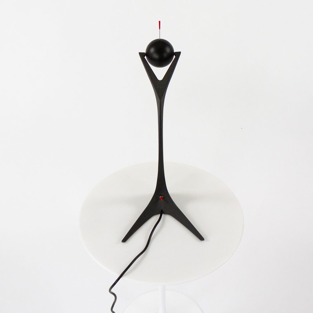 1990 Onidia' Desk Lamp by Santiago Calatrava for Artemide Methacrylate, Polyurethane Foam, Paint, Metal