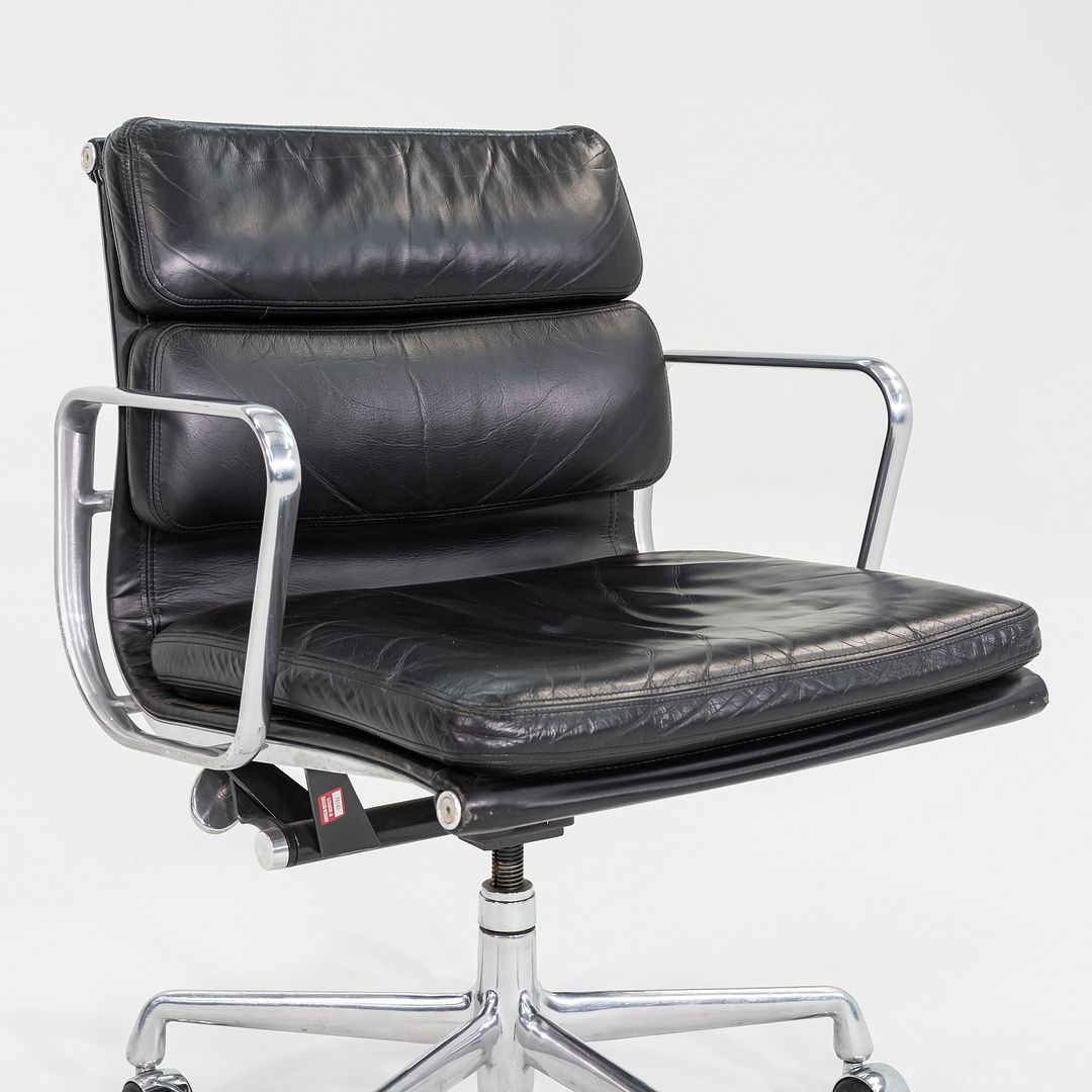 2003 Herman Miller Eames Soft Pad Management Desk Chair Black Leather 6x Avail