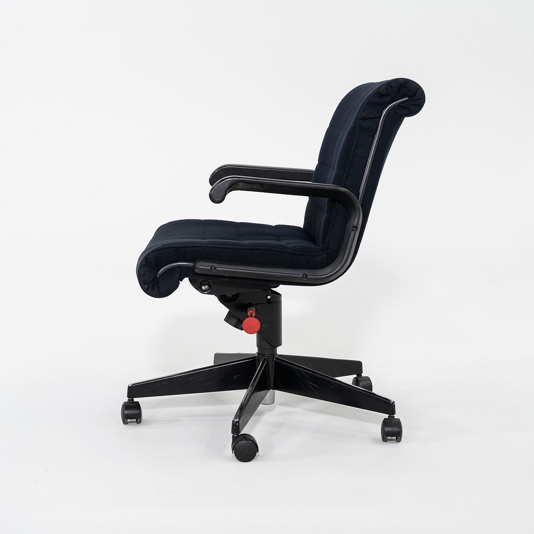 C. 2000s Richard Sapper for Knoll Management Desk Chair Black w/ Pneumatic Lift