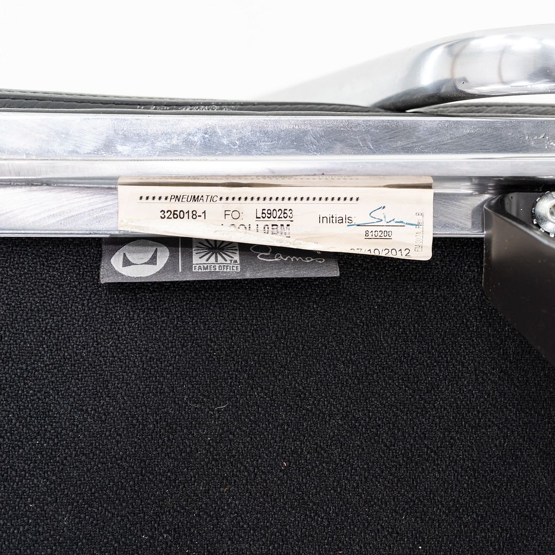 2012 Herman Miller Eames Soft Pad Management Desk Chair Black Leather 1x Avail