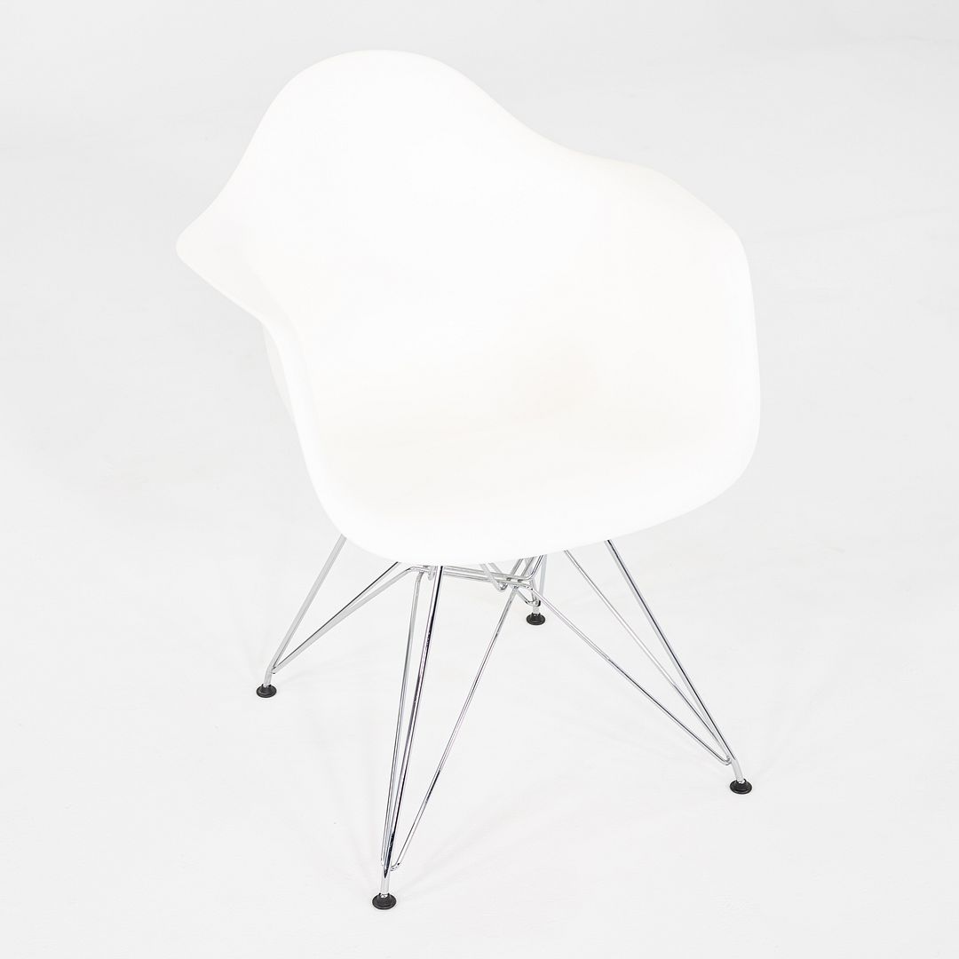 2020s Pair of Herman Miller Eames DAR Dining Arm Chairs in White w/ Eiffel Base