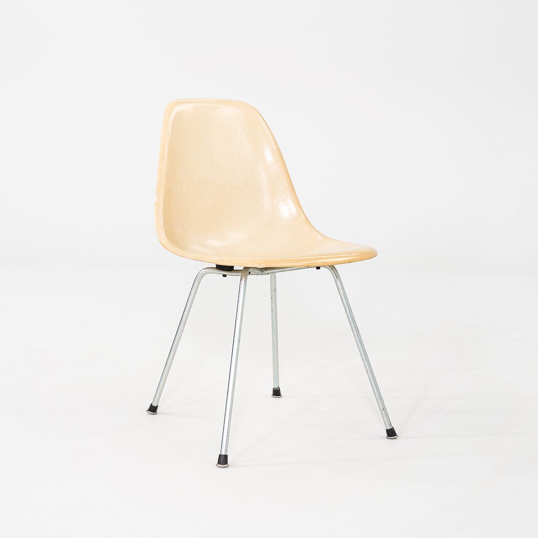 1955 Set of Four Herman Miller Eames Fiberglass DSX Chairs with Chrome H-Bases