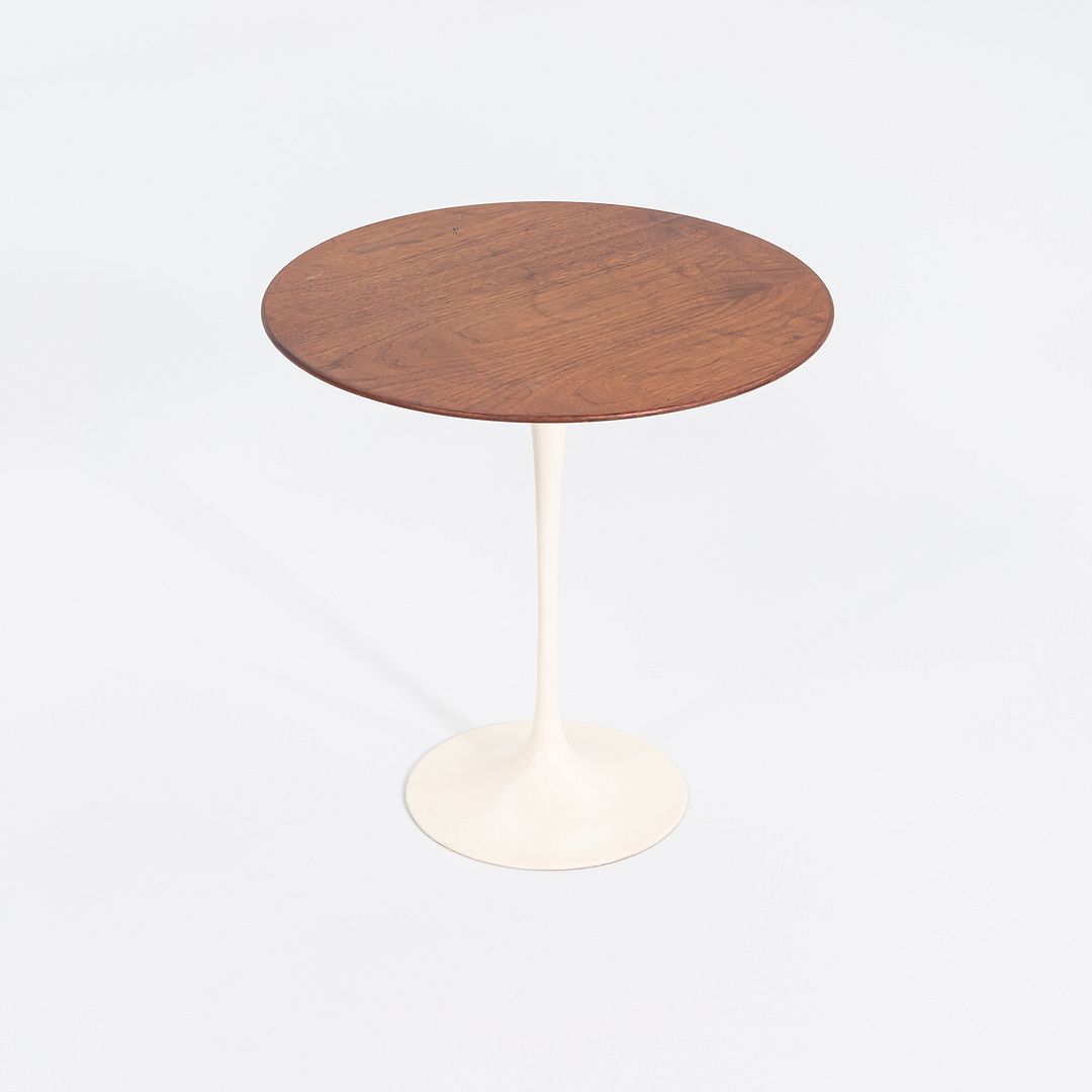1971 Eero Saarinen for Knoll Tulip Pedestal Side Table 20" in Walnut