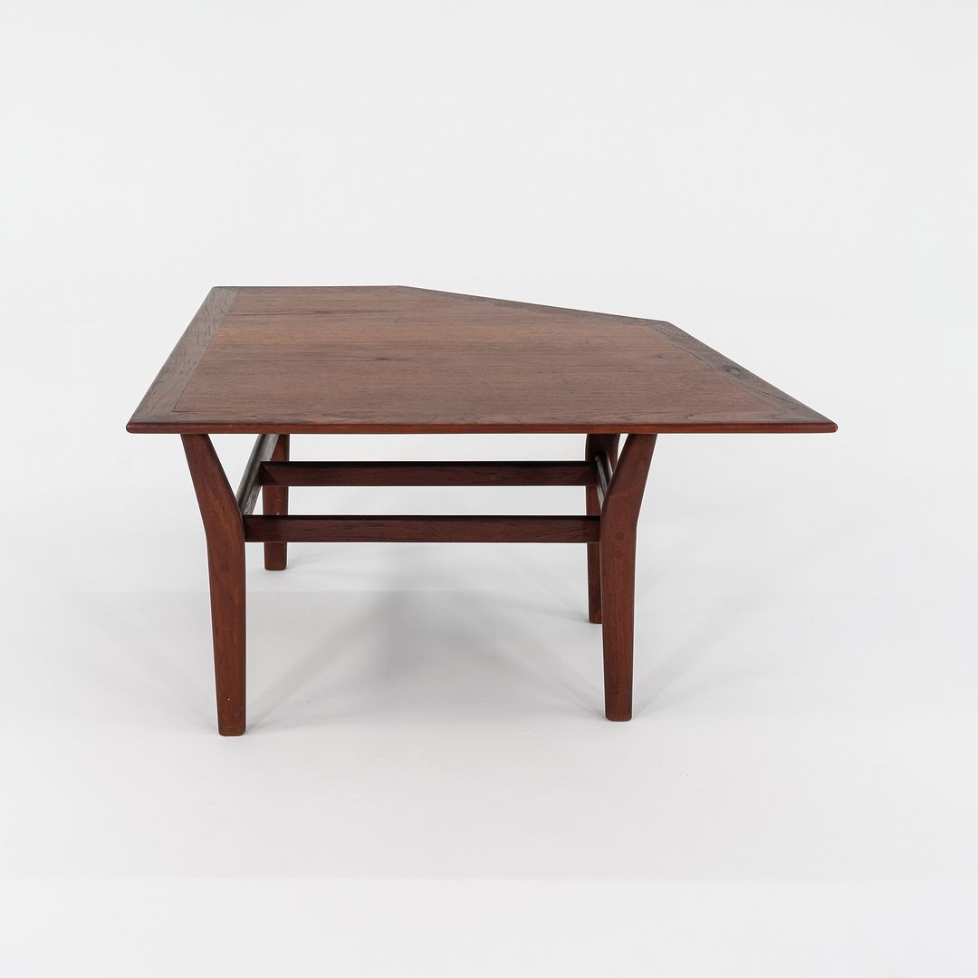1960s Custom Danish Teak Corner End Side Table with Angular Design, 35x34x18.5