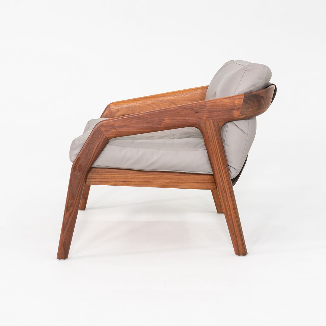 2020s Formstelle Zeitraum Friday 1 Lounge Chair Walnut & Grey Leather 2x Avail