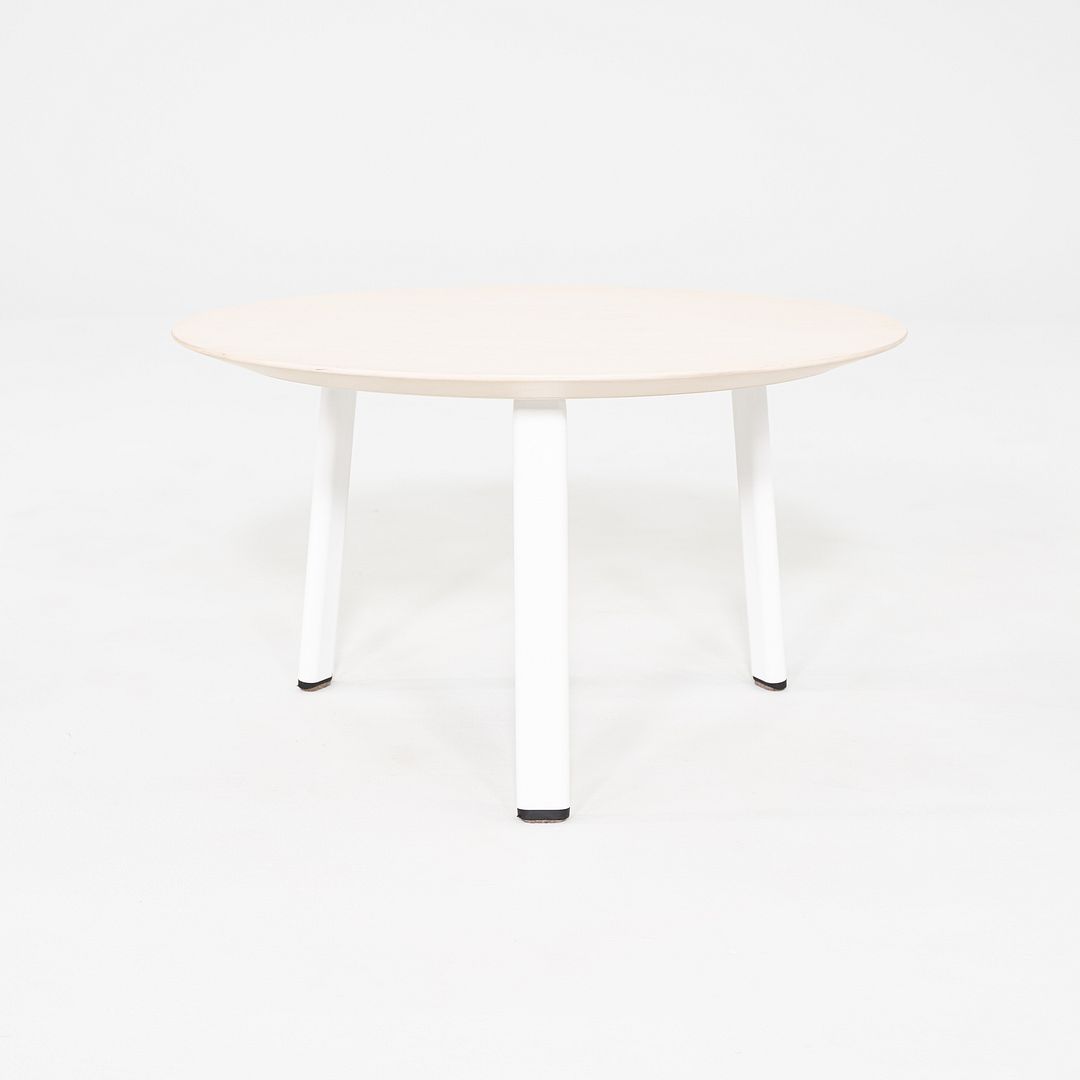 2015 Pair of Allermuir Sunda 2 White Steel Side / End Tables by Allermuir Design