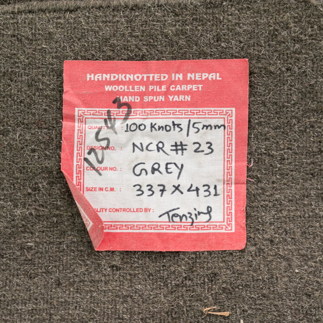 2000s Hand Knotted Large Area Rug in Grey and White from Nepal 11 x 14 feet