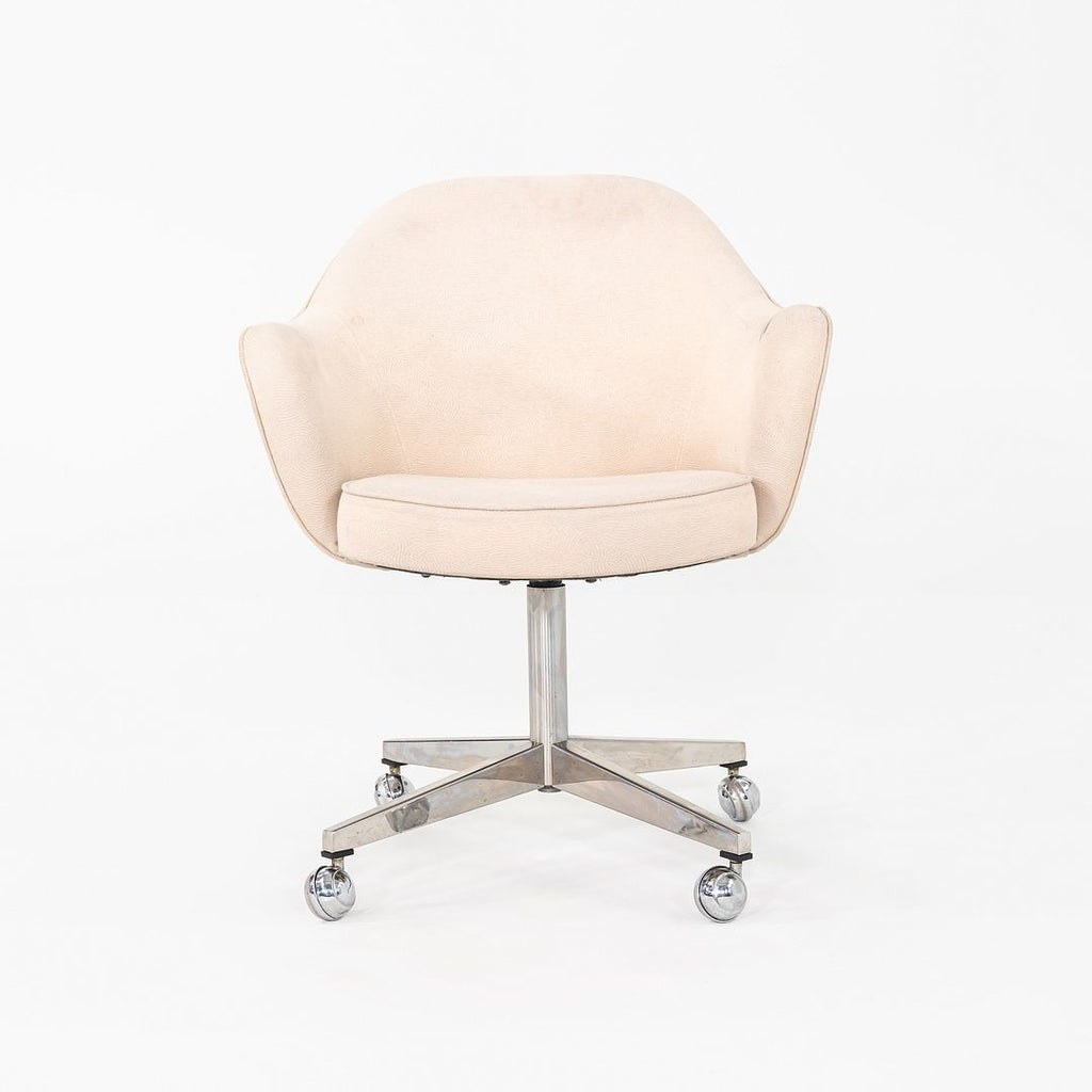 1960s Eero Saarinen for Knoll Full-Back Executive Arm Chair in White, Model 68