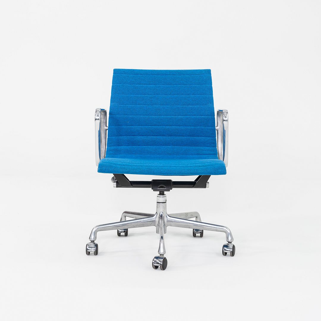 2003 Herman Miller Eames Aluminum Group Management Desk Chairs in Blue Fabric 17x Available