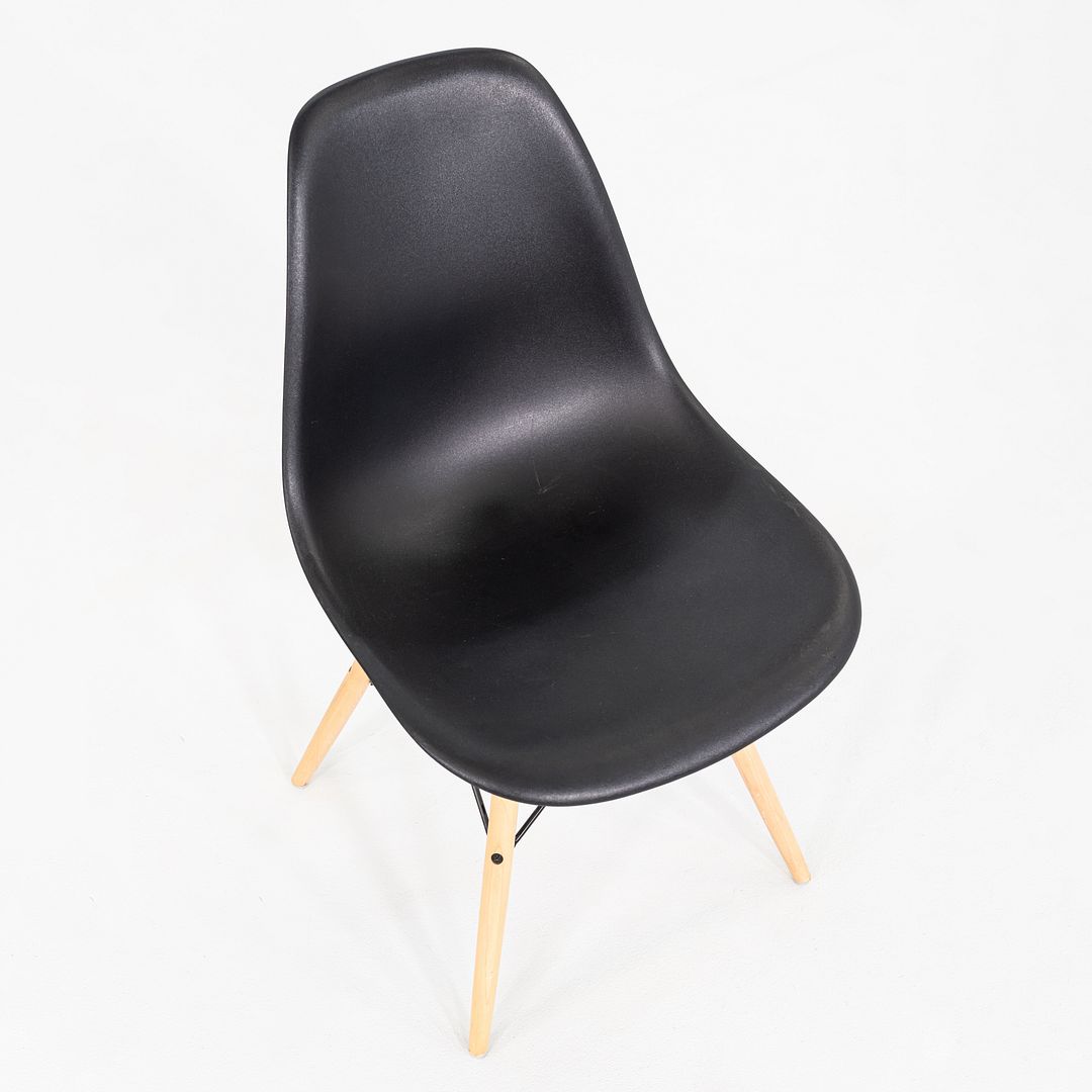 2012 Herman Miller Eames DSW Plastic Side Chair with Eiffel Tower Base 5x Avail