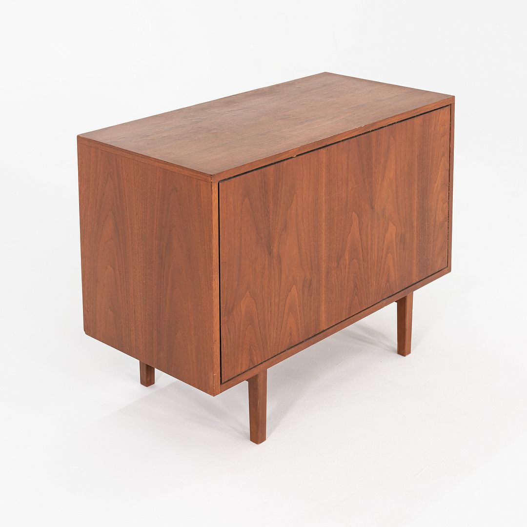 1970s Florence Knoll 2-Position Cabinet / Credenza w/ 4 Drawers in Walnut 36"