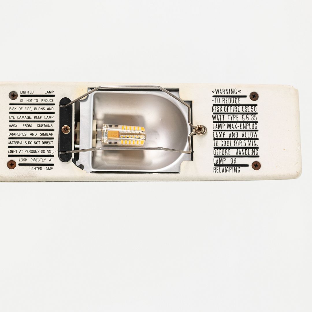 1980s Dove Table Lamp in White by Mario Barbaglia & Marco Colombo of PAF Studio