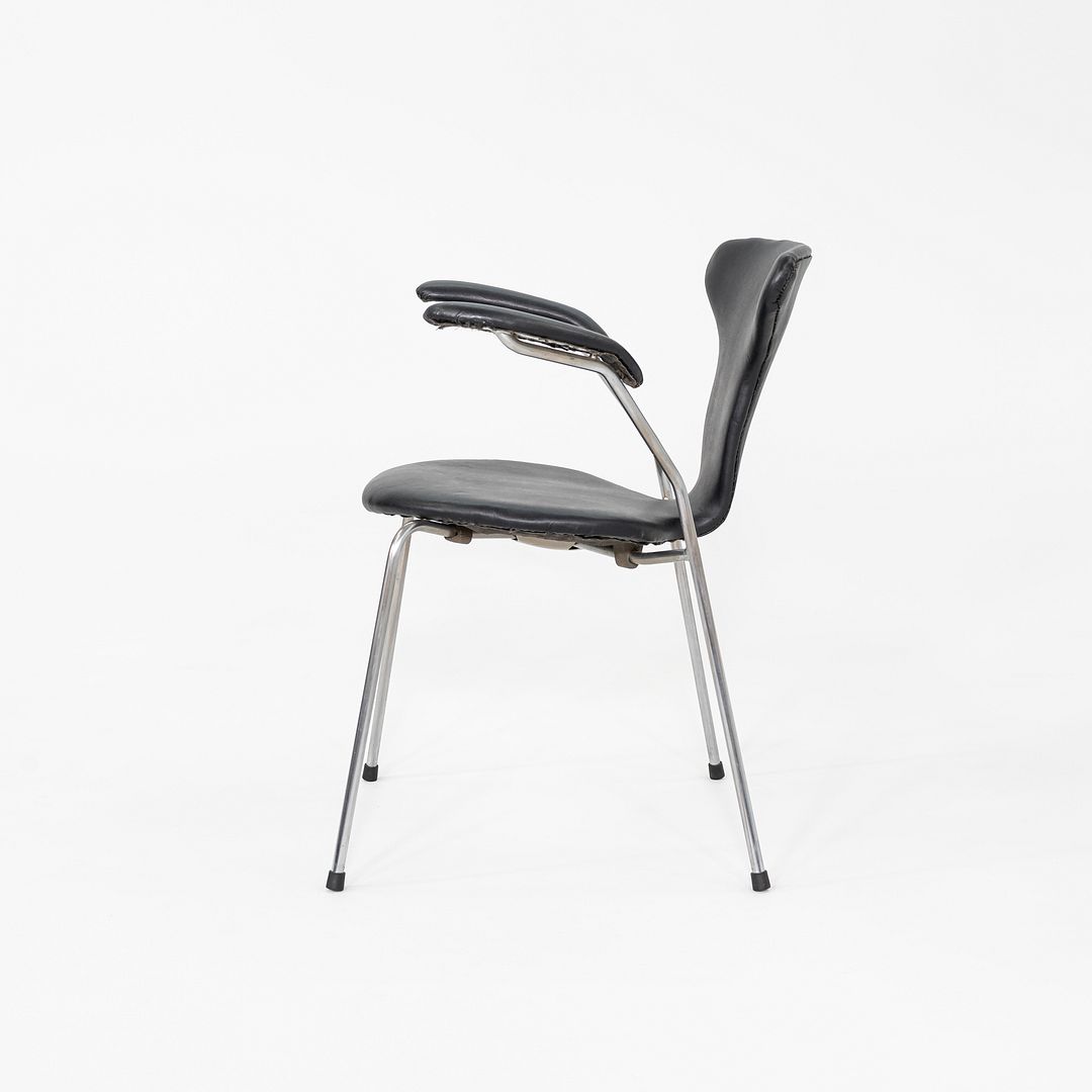 1960s Pair of Arne Jacobsen Fritz Hansen Model 3105 Mosquito Dining Armchairs