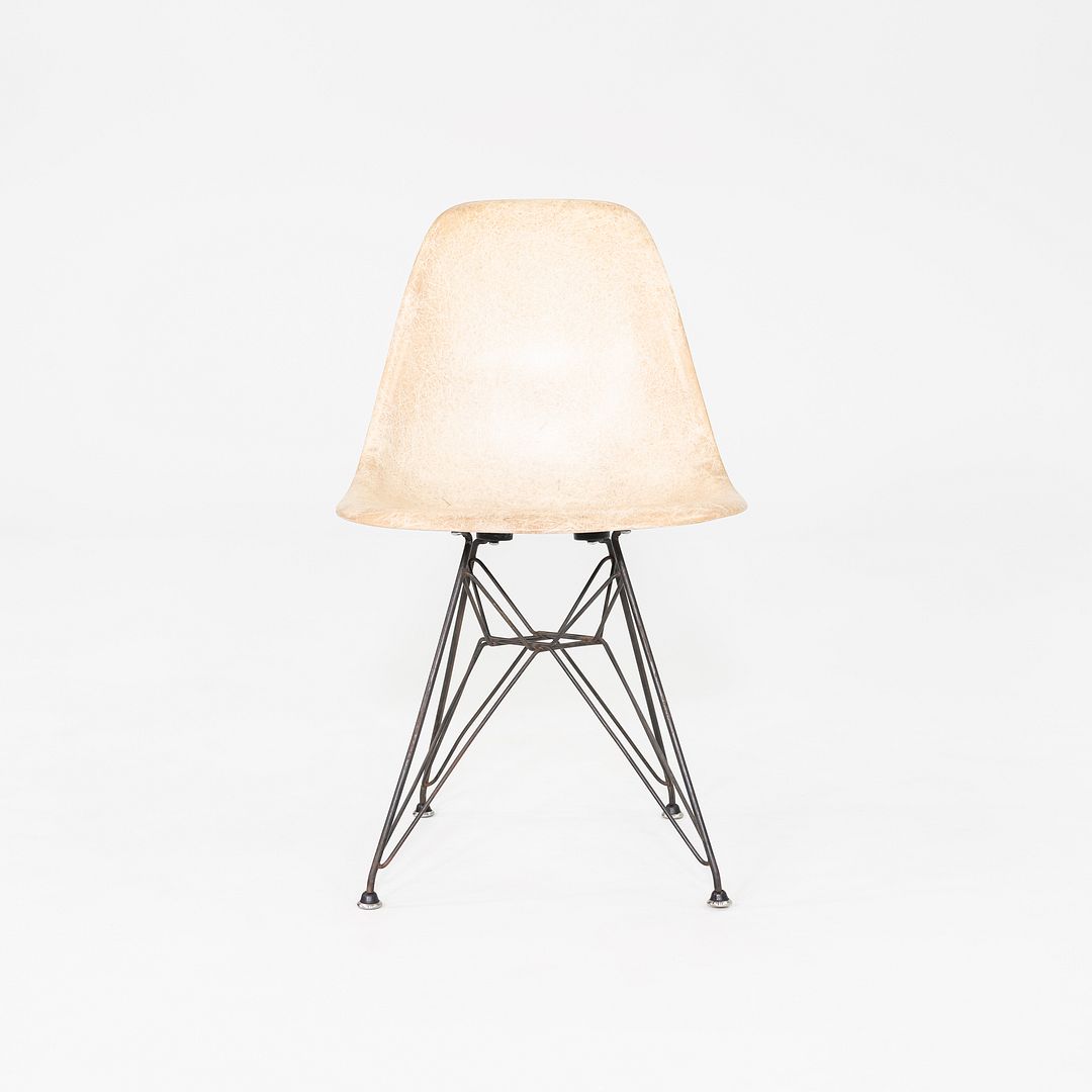 1950s Set of Four Herman Miller Eames DSR Fiberglass Dining Chairs in Parchment