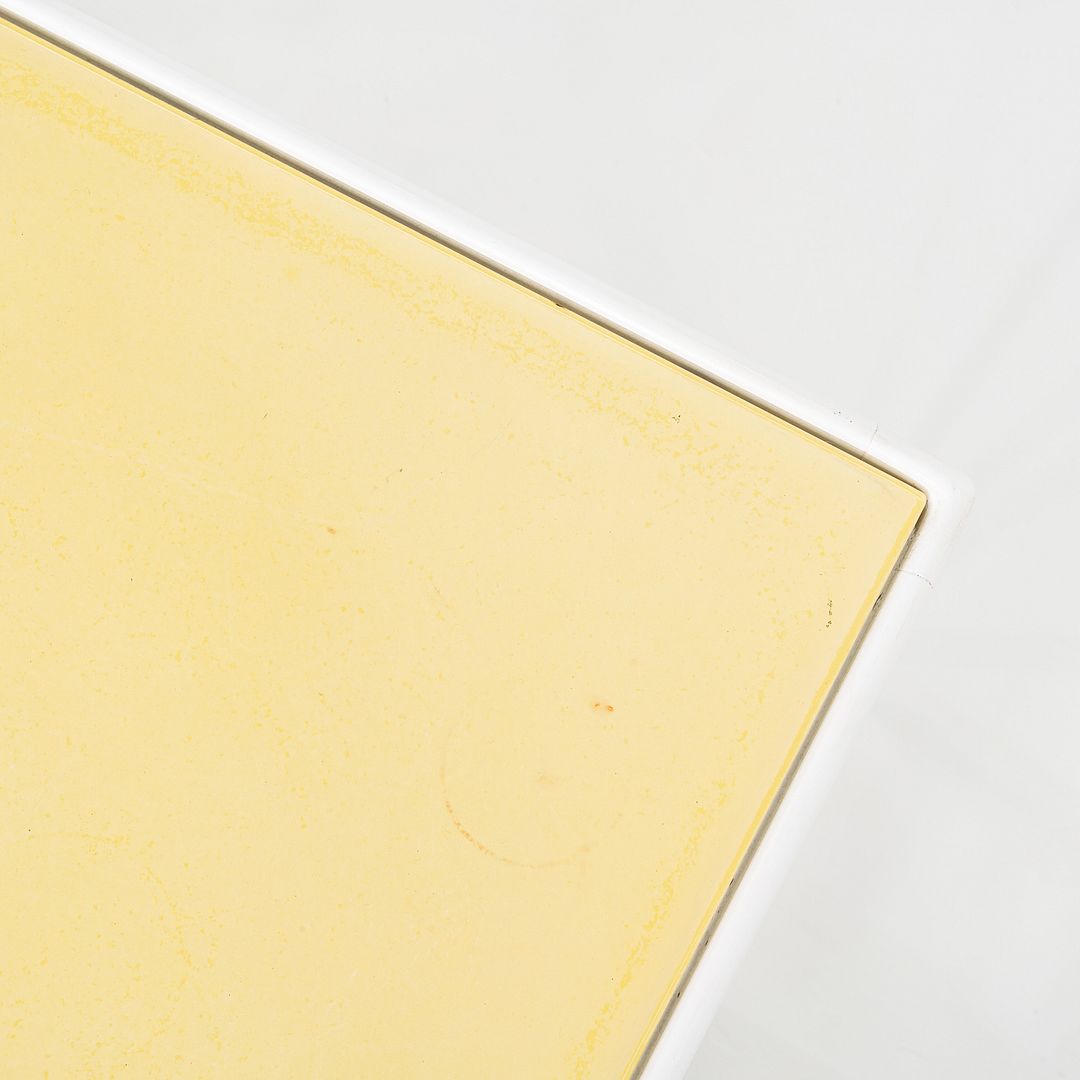 1970s Richard Schultz for Knoll 1966 Outdoor Dining Table w/ Yellow Top 38 inch