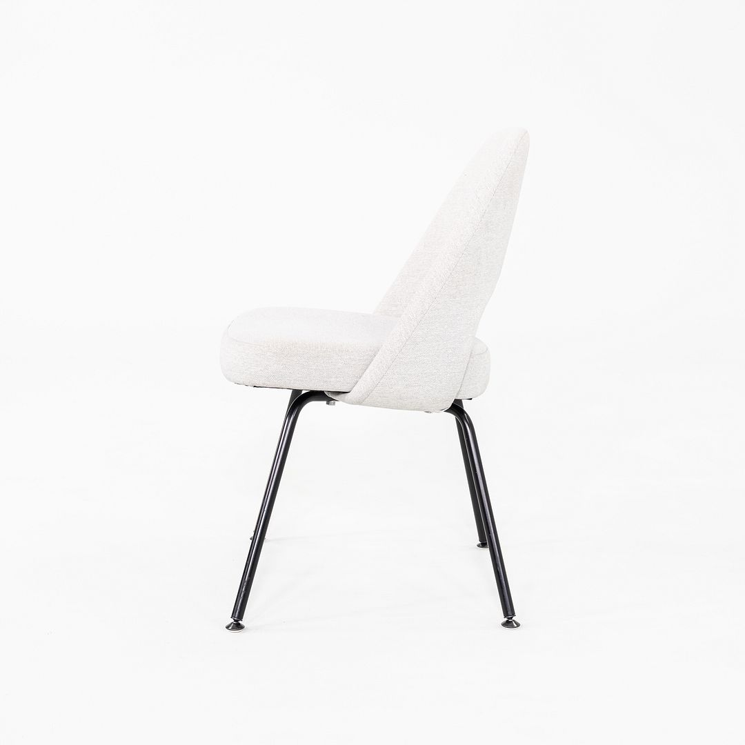 2020s Eero Saarinen for Knoll Executive Dining / Side Chair in Light Grey Fabric