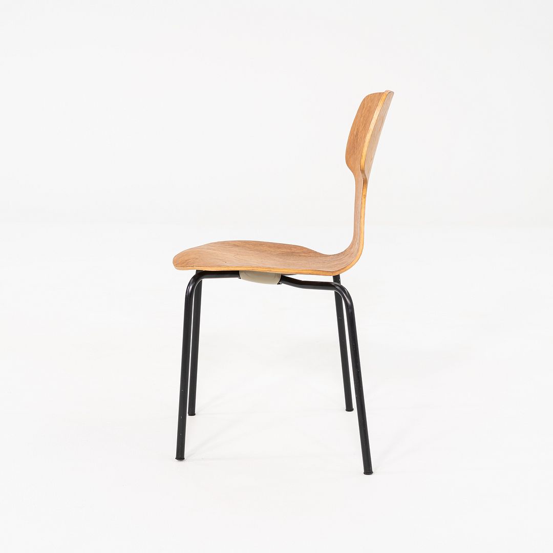 1976 Set of Three Arne Jacobsen Fritz Hansen 3123 Children's Chairs in Veneer