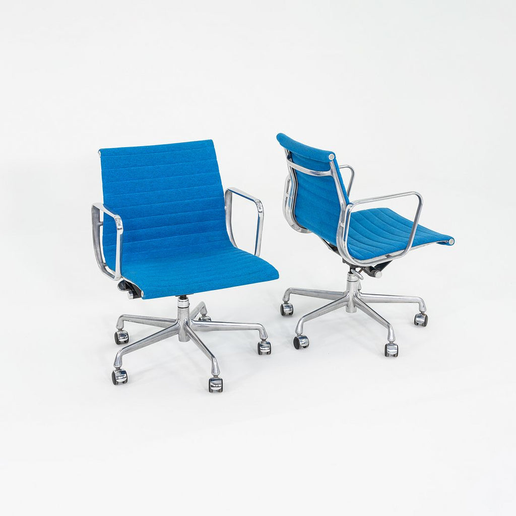 2003 Herman Miller Eames Aluminum Group Management Desk Chairs in Blue Fabric 17x Available