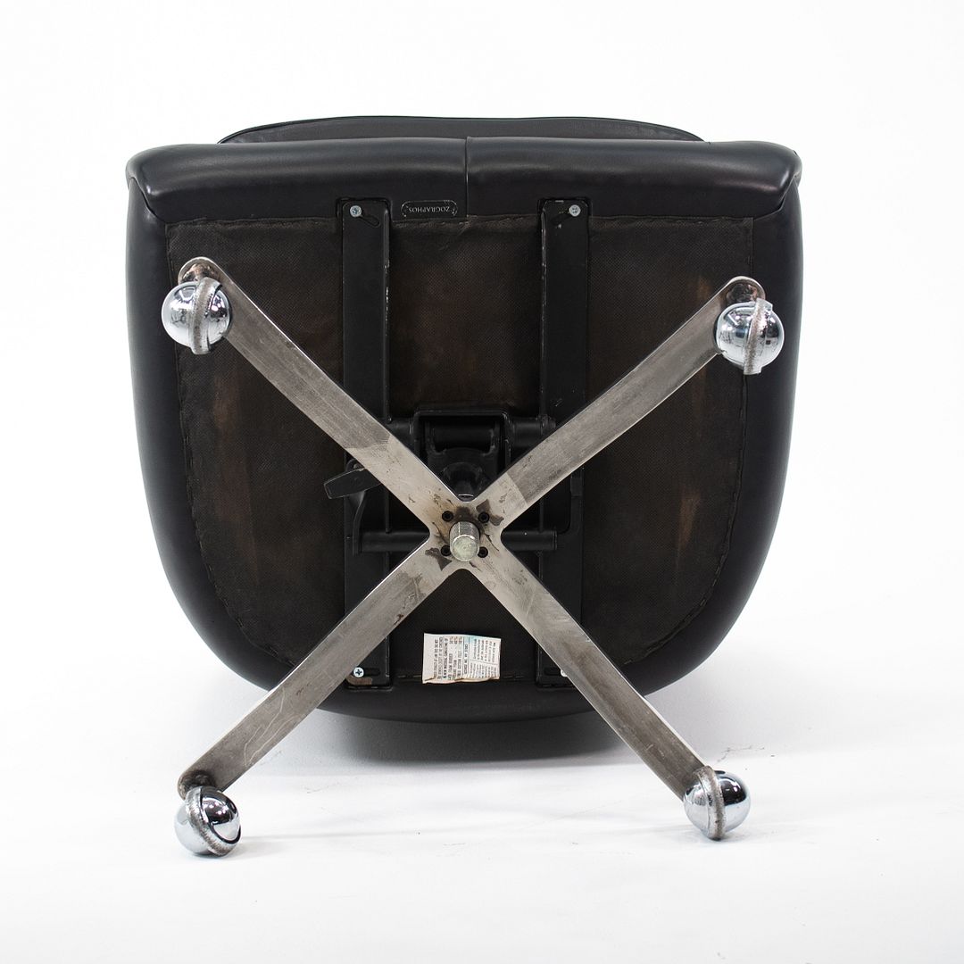1980s Alpha Bucket Executive Chair by Nicos Zographos for Zographos Designs Ltd. in Black Leather - 3 Available